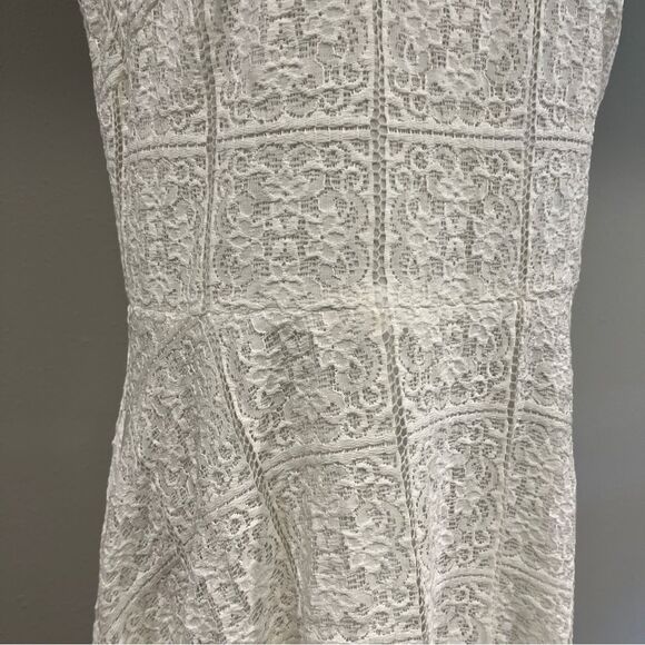 Tommy Hilfiger White sleeveless Lace Mini Dress size 14 - Picture 4 of 13